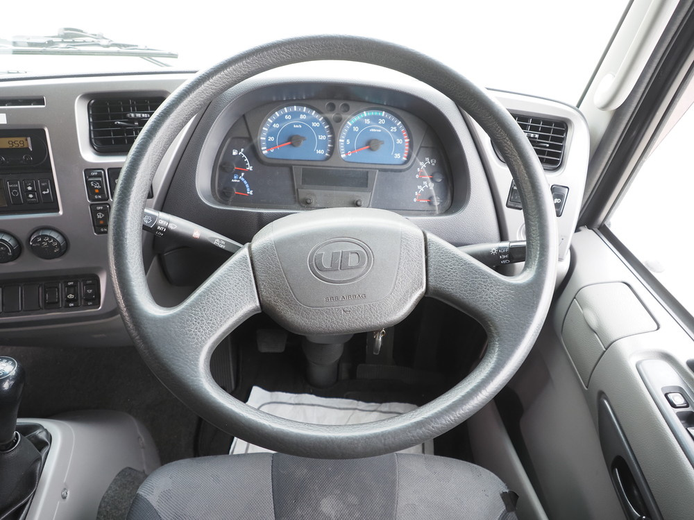 UDトラックス コンドル 冷凍バン 中型 TKG-MK38C 年式 H29[写真11]