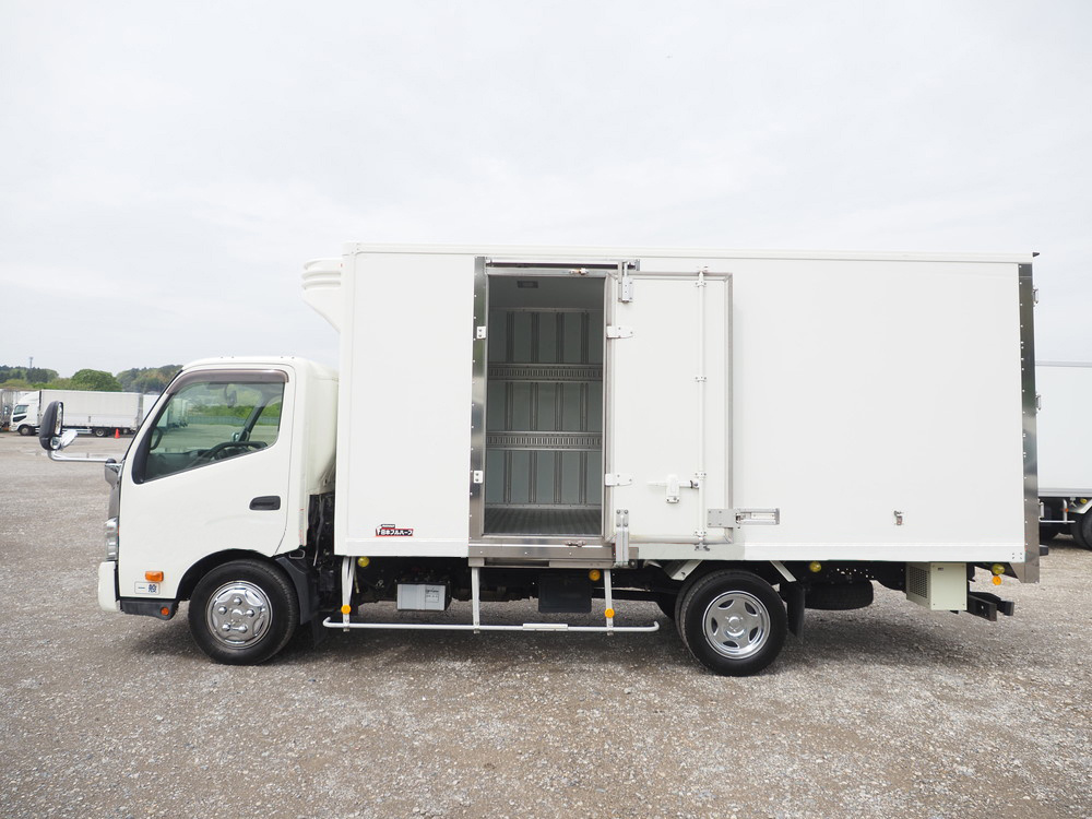日野 デュトロ 冷凍バン 小型 TKG-XZU710M 年式 H30[写真17]