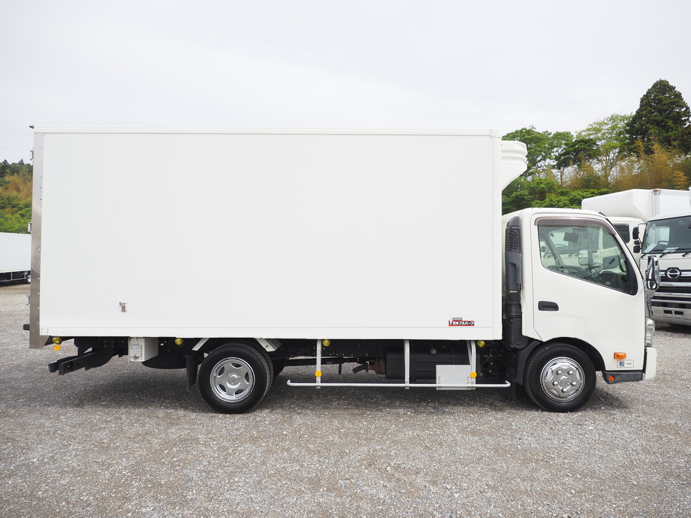 日野 デュトロ 冷凍バン 小型 TKG-XZU710M 年式 H30[写真09]