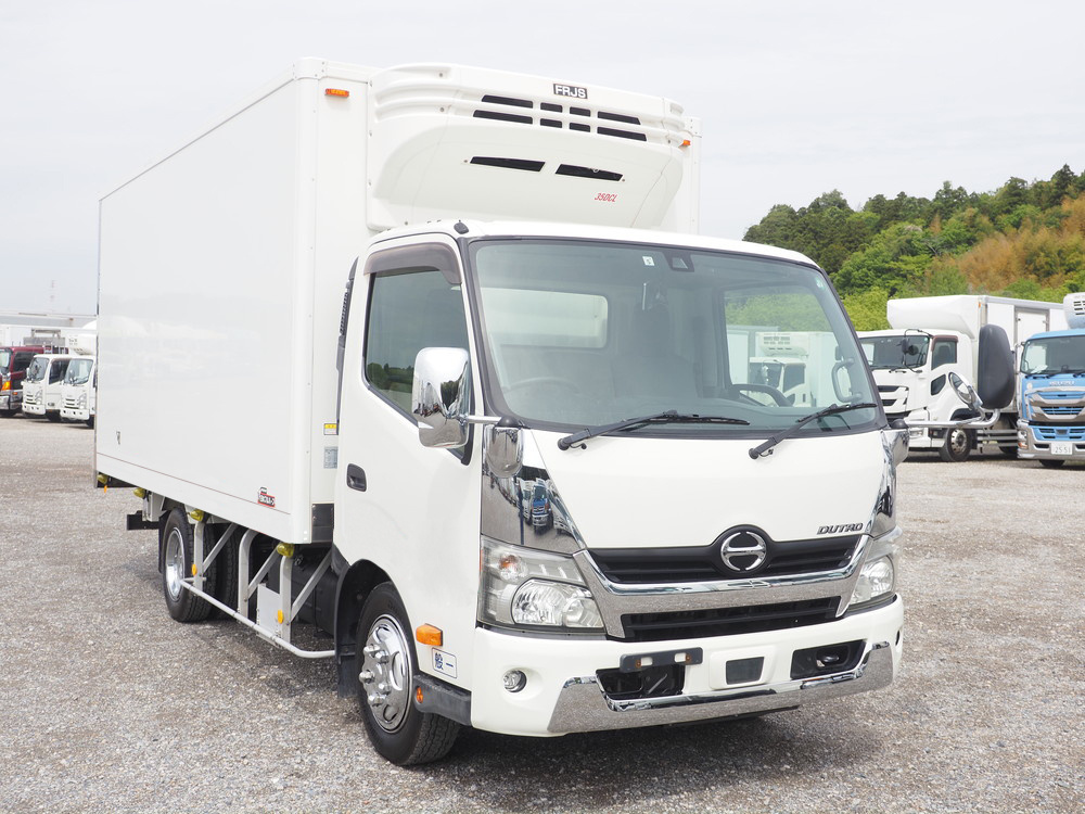 日野 デュトロ 冷凍バン 小型 TKG-XZU710M 年式 H30[写真03]
