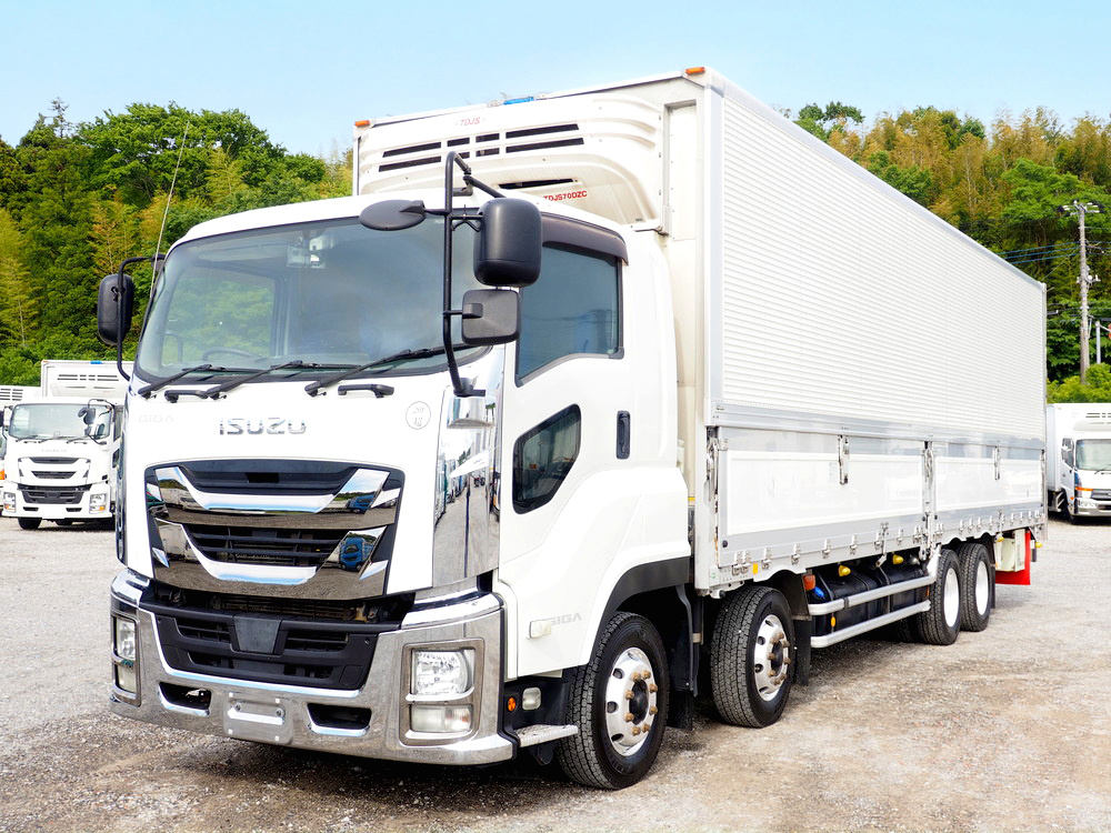 いすゞ ギガ 冷凍ウイング 大型 QKG-CYJ77B 年式 H30[写真01]
