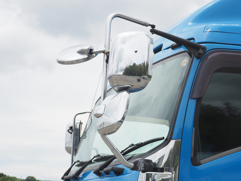 いすゞ ギガ ウイング車 大型 QPG-CYJ77B 年式 H28[写真09]
