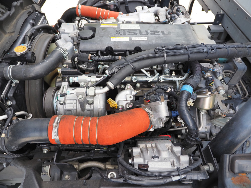 いすゞ エルフ 冷凍バン 小型 2RG-NPR88AN 年式 R2[写真26]