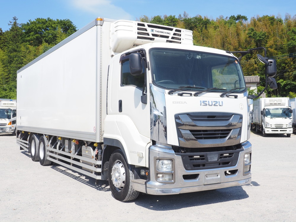 いすゞ ギガ 冷凍バン 大型 QKG-CYL77B 年式 H29[写真03]