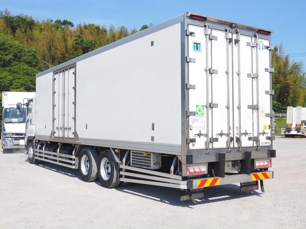 いすゞ ギガ 冷凍バン 大型 QKG-CYL77B 年式 H29[写真06]