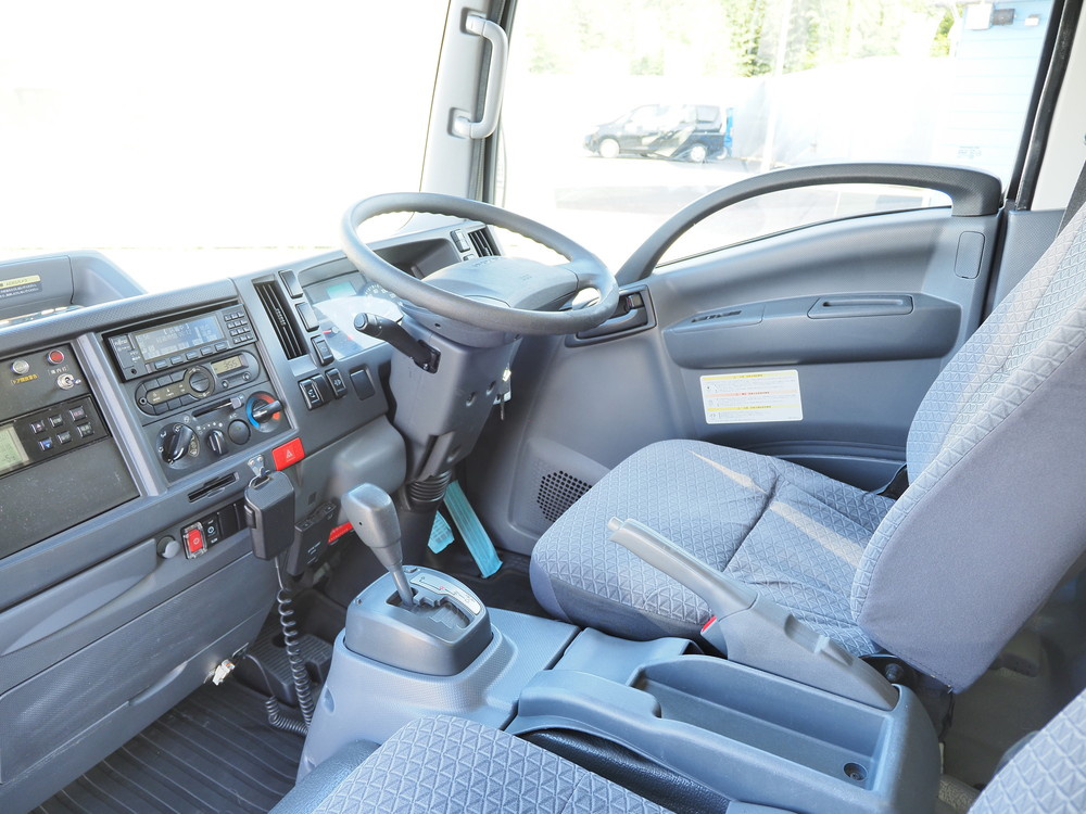 いすゞ エルフ 冷凍バン 小型 2RG-NPR88AN 年式 R2[写真25]