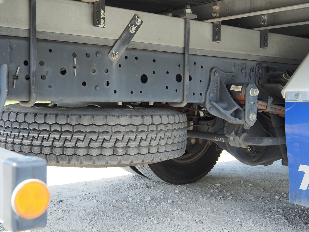 いすゞ エルフ 冷凍バン 小型 2RG-NPR88AN 年式 R2[写真30]