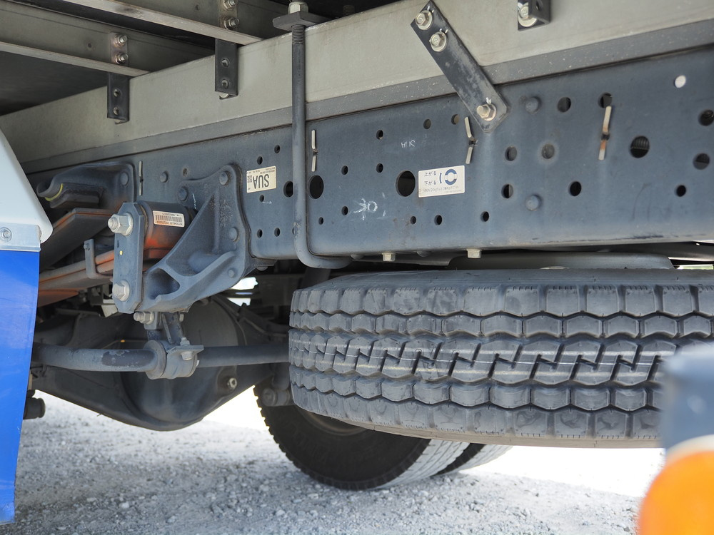 いすゞ エルフ 冷凍バン 小型 2RG-NPR88AN 年式 R2[写真31]