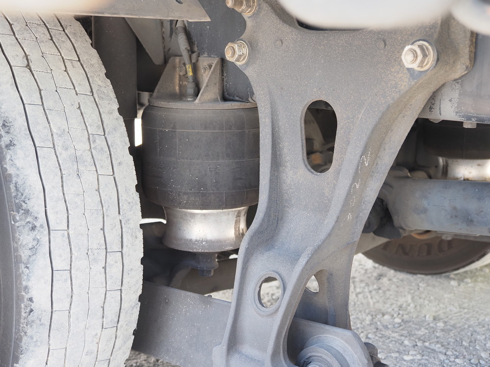 いすゞ フォワード バン車 中型 TKG-FRR90T2 年式 H25[写真25]