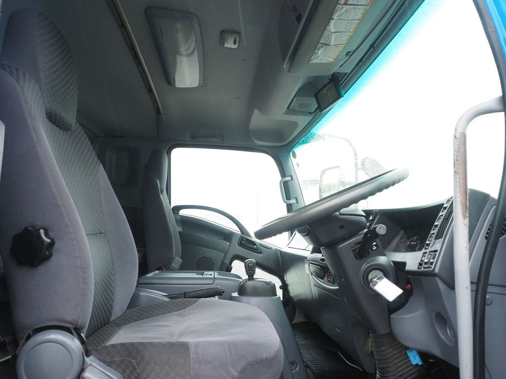 いすゞ フォワード ウイング車 中型 TKG-FRR90T2 年式 H26[写真10]