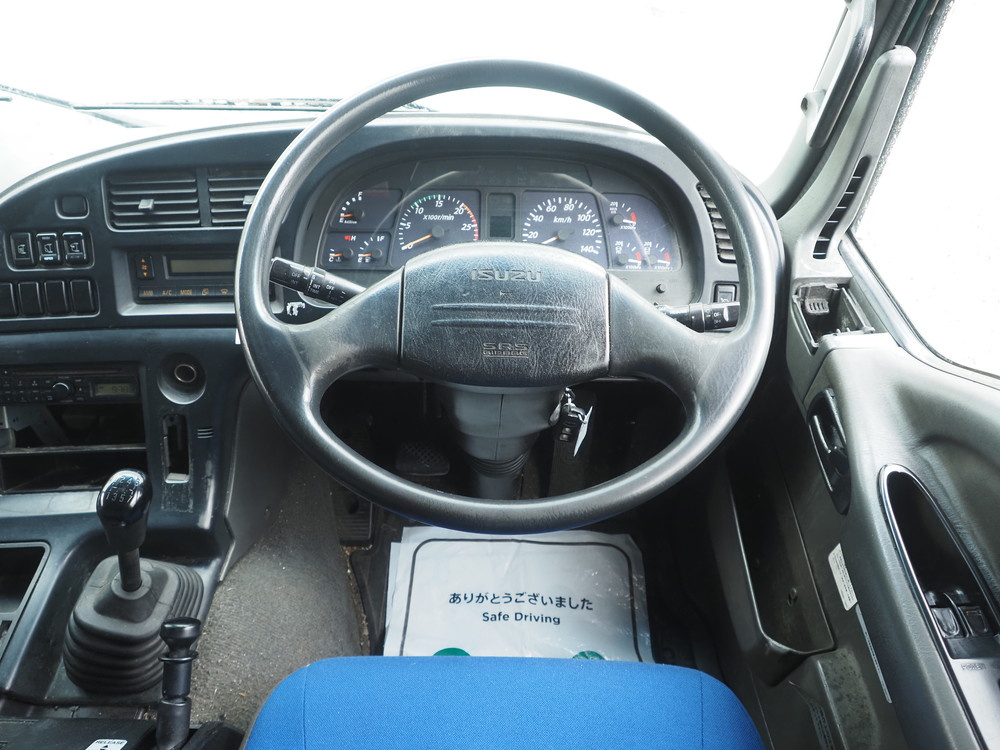 いすゞ ギガ ウイング車 大型 QKG-CYJ77A 年式 H24[写真31]