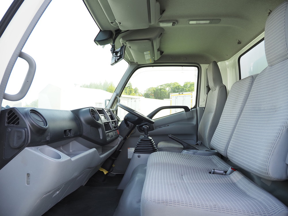 日野 デュトロ 冷凍バン 小型 TKG-XZU710M 年式 H30[写真28]