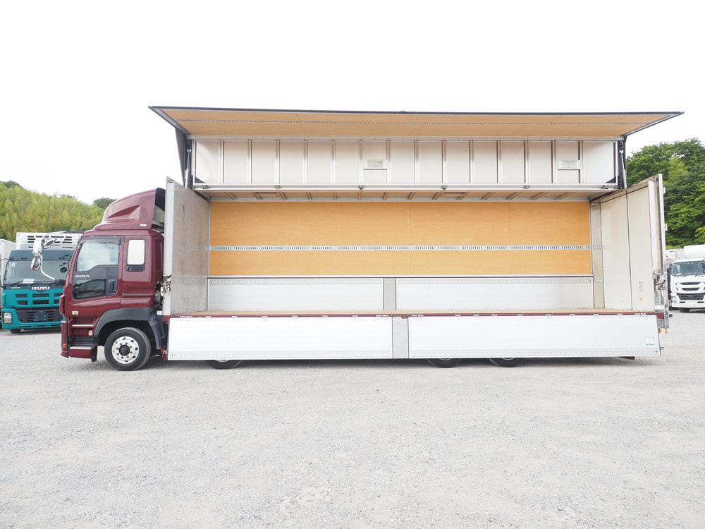 いすゞ ギガ ウイング車 大型 QKG-CYJ77A 年式 H27[写真12]