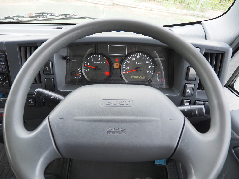 いすゞ エルフ 冷凍バン 小型 TKG-NPR85AN 年式 H26[写真08]