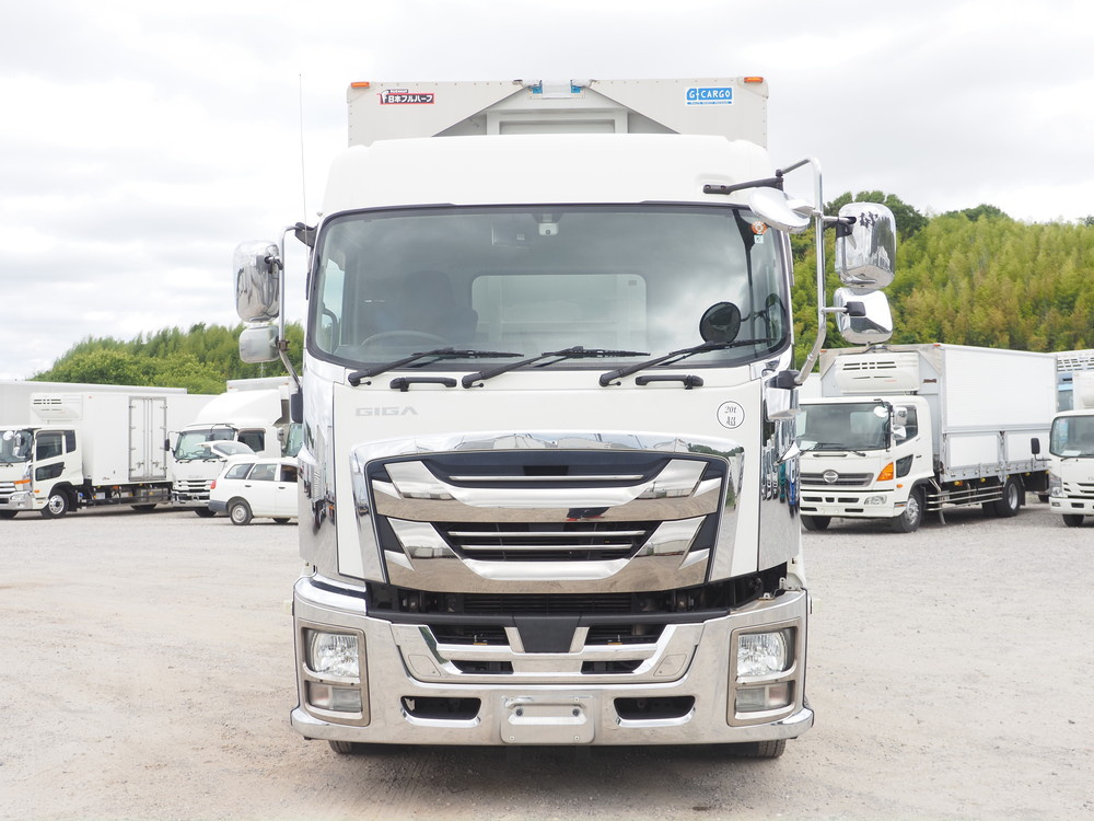 いすゞ ギガ ウイング車 大型 QKG-CYJ77B 年式 H29[写真03]