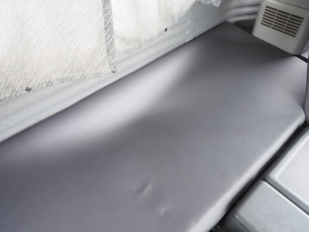 いすゞ ギガ トラクタ 大型 QKG-EXD52AE 年式 H27[写真22]