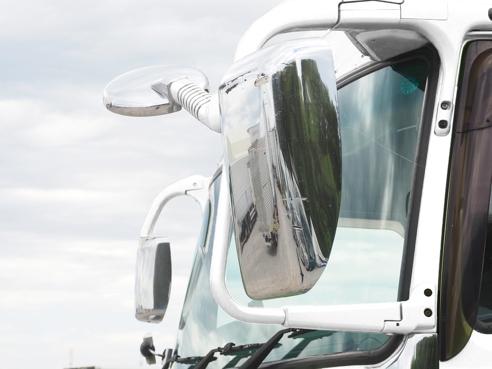 三菱ふそう スーパーグレート ウイング車 大型 QPG-FS64VZ 年式 H28[写真09]