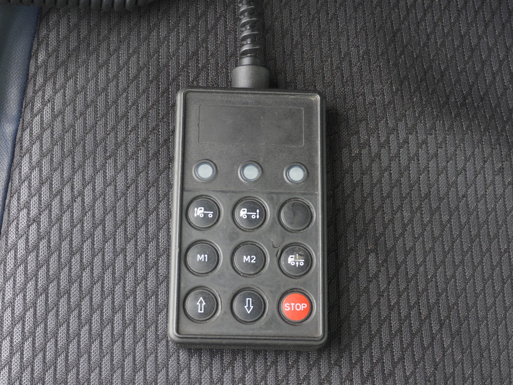 いすゞ ギガ 冷凍バン 大型 QKG-CYJ77BA 年式 H28[写真29]