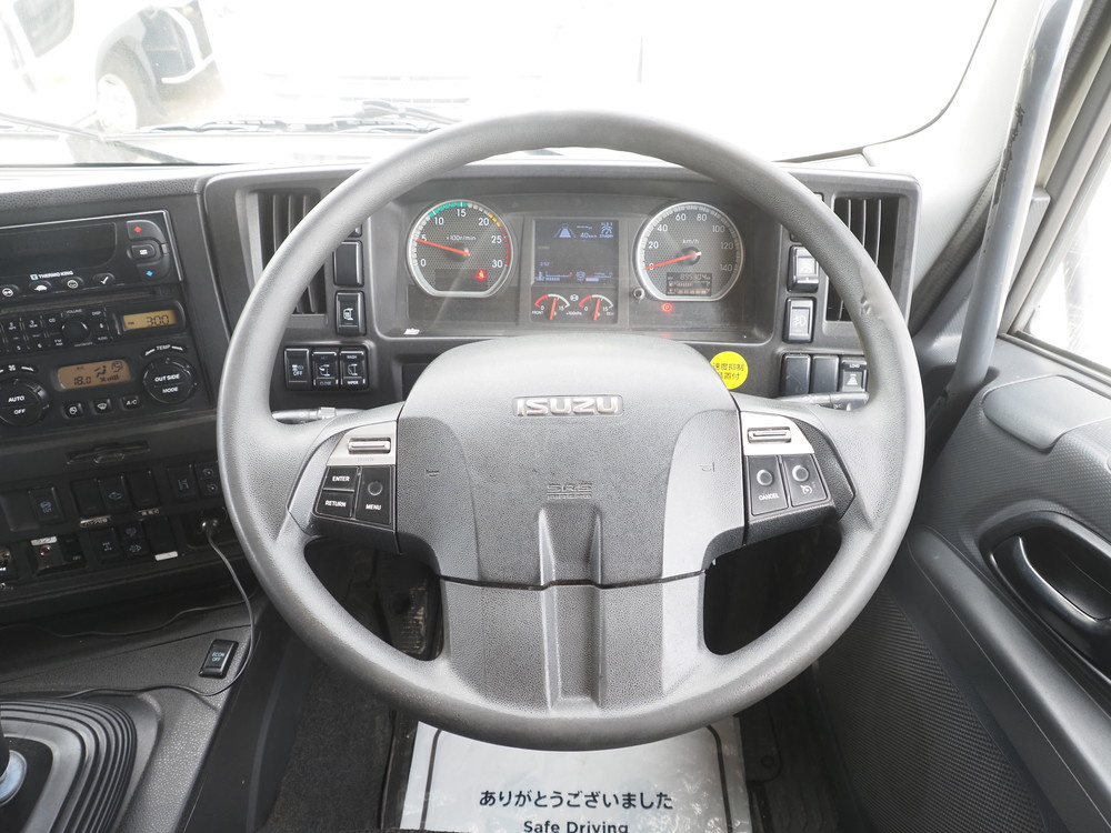 いすゞ ギガ 冷凍バン 大型 QKG-CYJ77BA 年式 H28[写真26]