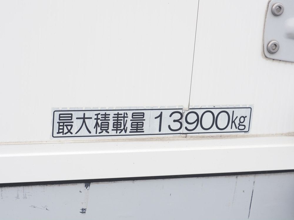 日野 プロフィア ウイング車 大型 2DG-FR1AHG 年式 R2[写真31]