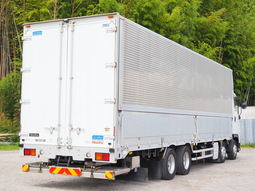 いすゞ ギガ ウイング車 大型 QKG-CYJ77B 年式 H28[写真04]
