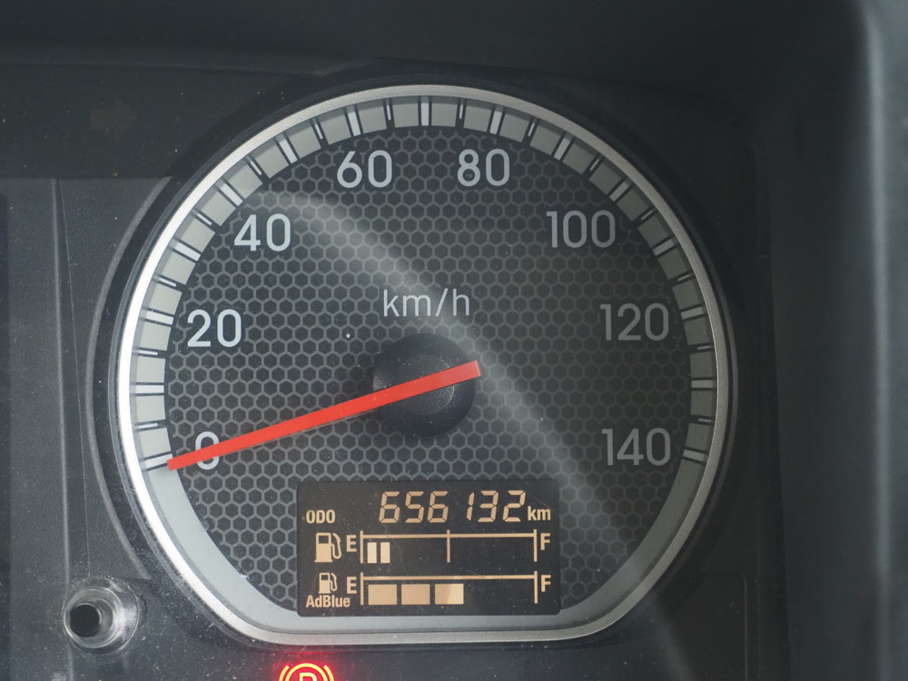 いすゞ ギガ ウイング車 大型 QKG-CYJ77B 年式 H28[写真27]