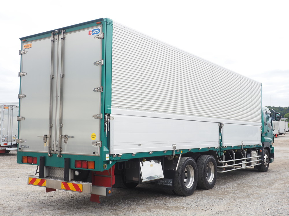 いすゞ ギガ 冷凍ウイング 大型 QKG-CYL77A 年式 H27[写真05]