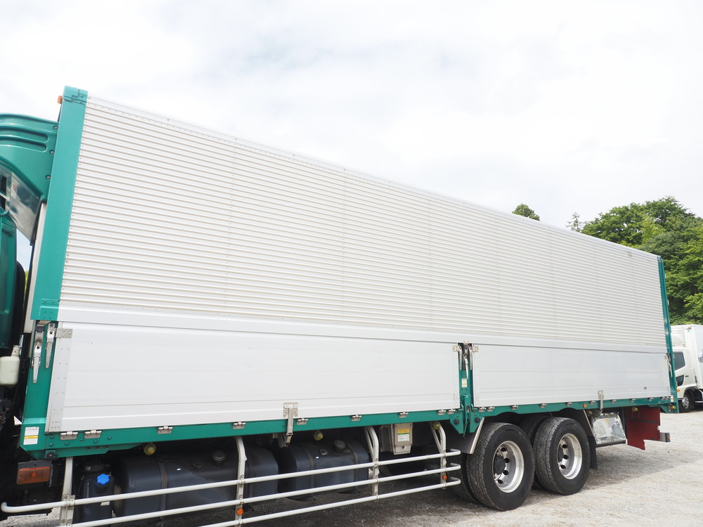 いすゞ ギガ 冷凍ウイング 大型 QKG-CYL77A 年式 H27[写真12]