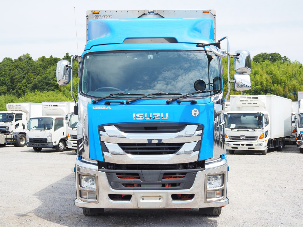 いすゞ ギガ ウイング車 大型 QPG-CYJ77B 年式 H28[写真03]