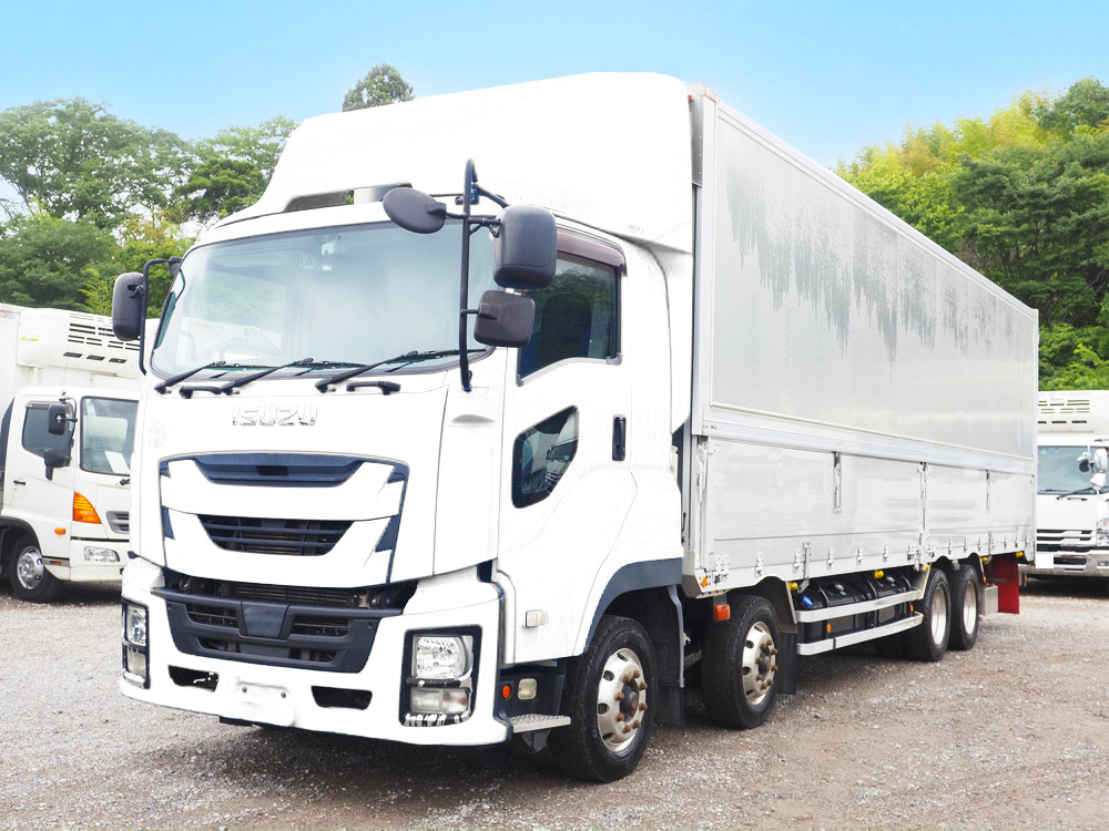 いすゞ ギガ ウイング車 大型 QKG-CYJ77B 年式 H28[写真02]