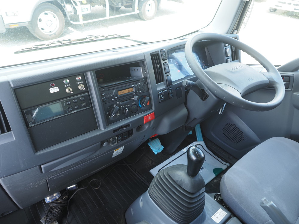 いすゞ エルフ 冷凍バン 小型 TPG-NPR85AN 年式 H28[写真25]