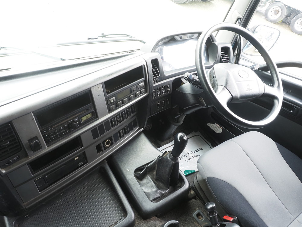 日野 プロフィア 平ボディ 大型 QPG-FR1EXEG 年式 H27[写真25]