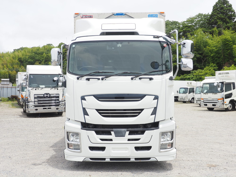 いすゞ ギガ ウイング車 大型 QPG-CYJ77B 年式 H28[写真03]