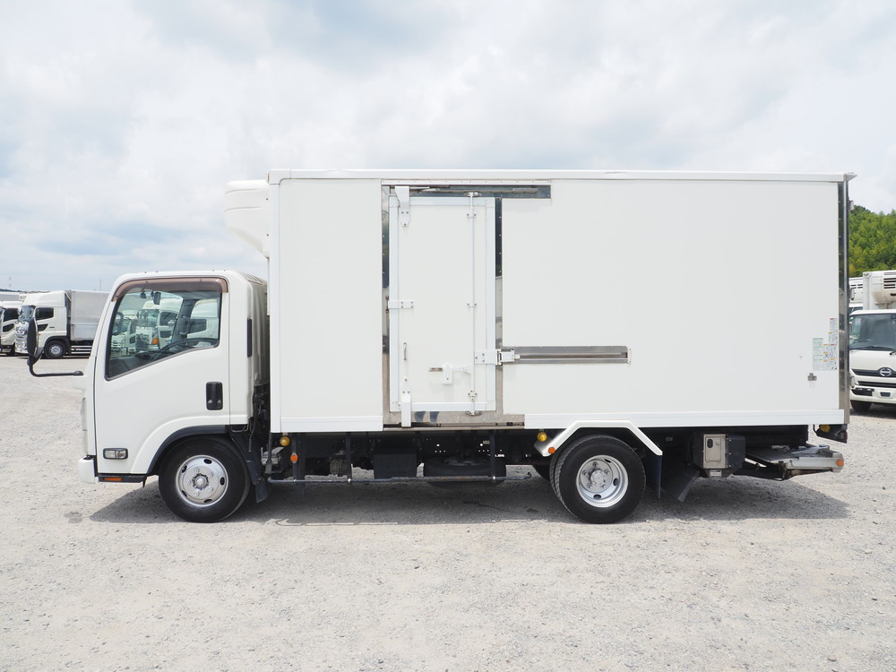 いすゞ エルフ 冷凍バン 小型 TPG-NMR85AN 年式 H30[写真09]