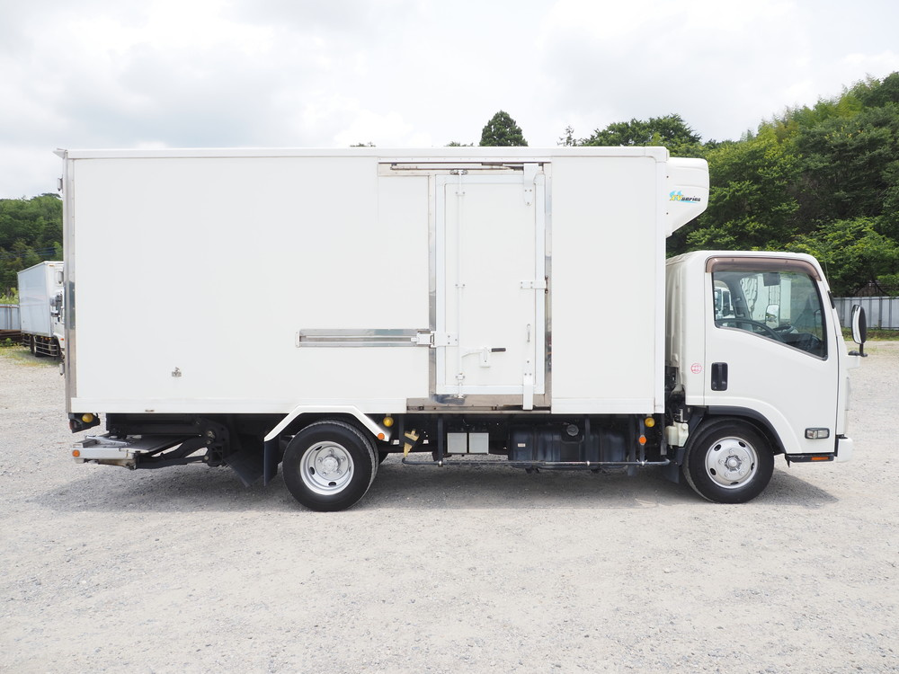 いすゞ エルフ 冷凍バン 小型 TPG-NMR85AN 年式 H30[写真07]