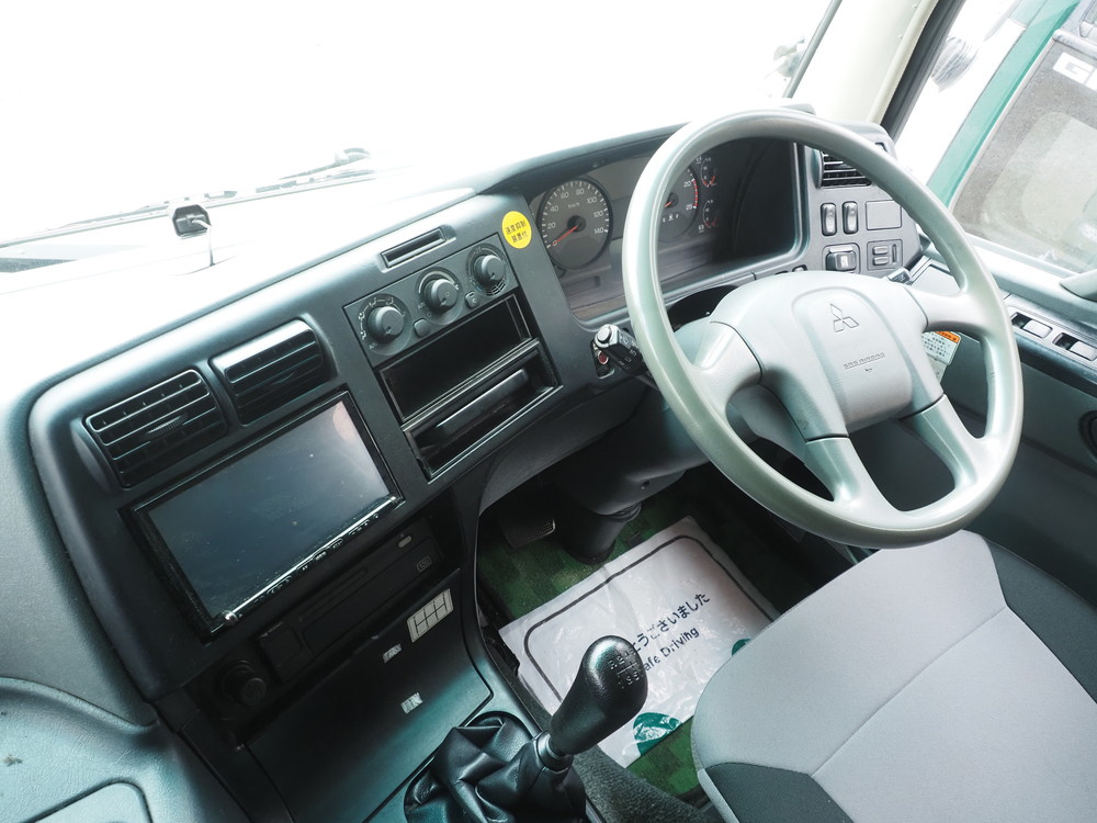 三菱ふそう スーパーグレート ウイング車 大型 QPG-FS64VZ 年式 H28[写真32]