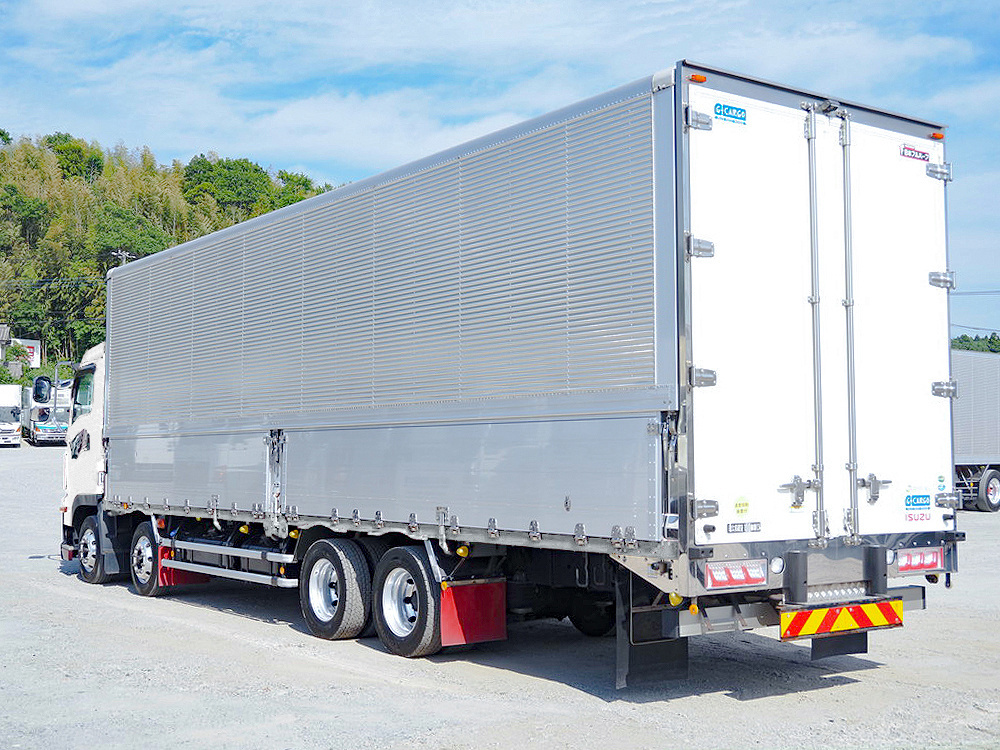 いすゞ ギガ ウイング車 大型 QPG-CYJ77B 年式 H28[写真07]