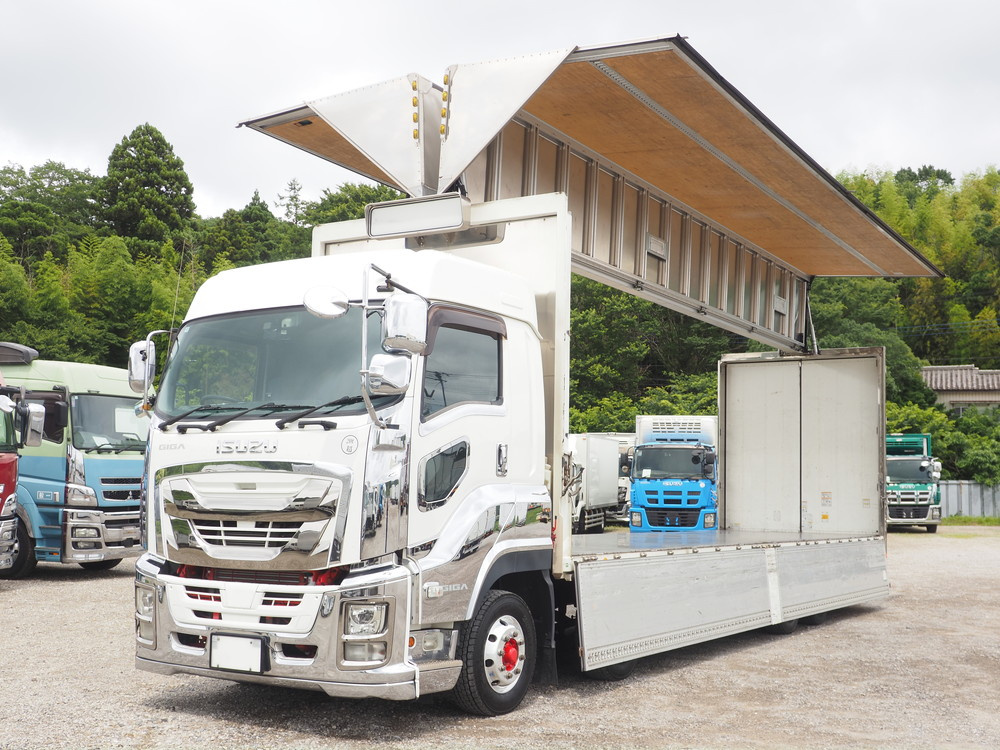 いすゞ ギガ ウイング車 大型 2KG-CYJ77C 年式 H30[写真02]