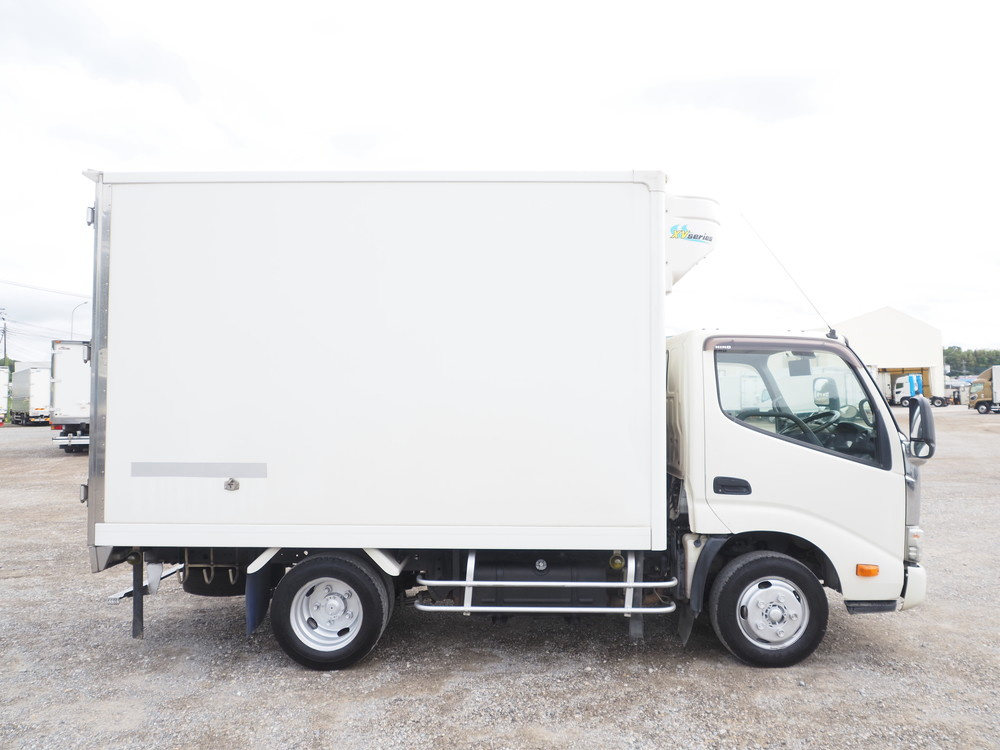 日野 デュトロ 冷凍バン 小型 TKG-XZU605M 年式 R1[写真08]