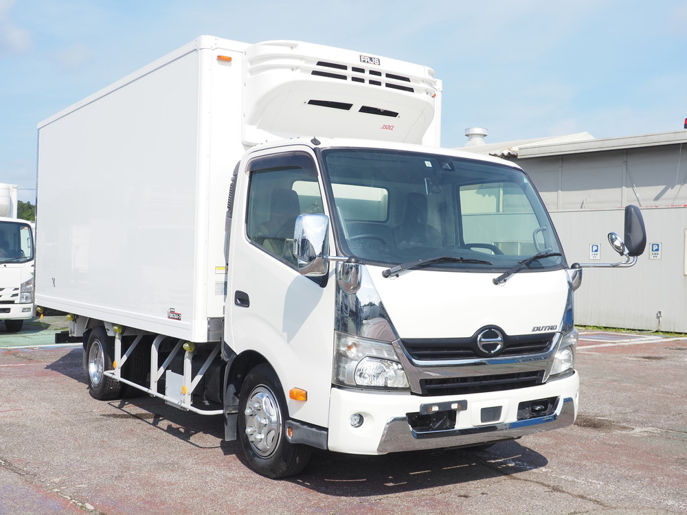 日野 デュトロ 冷凍バン 小型 TKG-XZU710M 年式 H30[写真03]