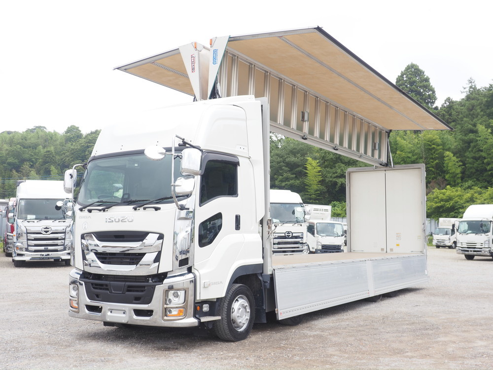 いすゞ ギガ ウイング車 大型 2PG-CYJ77D 年式 R7[写真02]