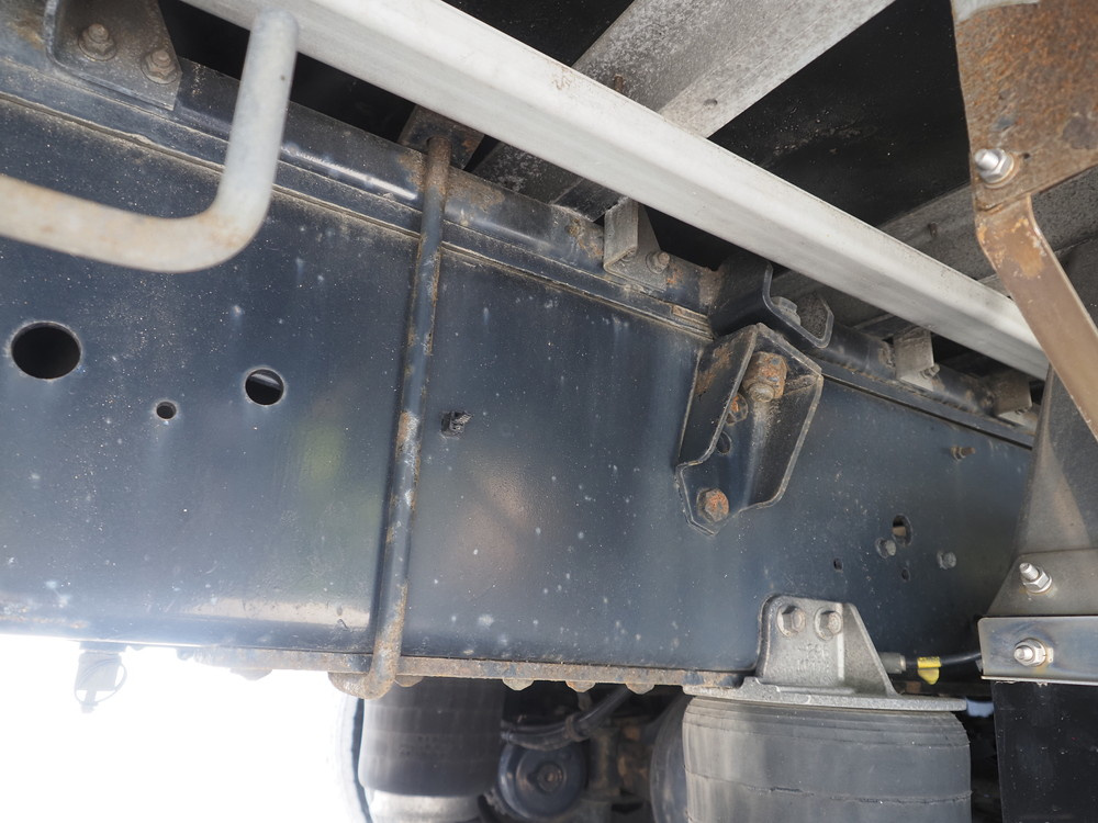 いすゞ ギガ ウイング車 大型 QPG-CYJ77B 年式 H29[写真40]