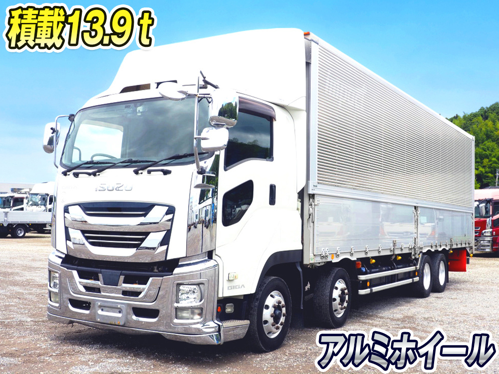 いすゞ ギガ ウイング車 大型 QPG-CYJ77B 年式 H29[写真01]
