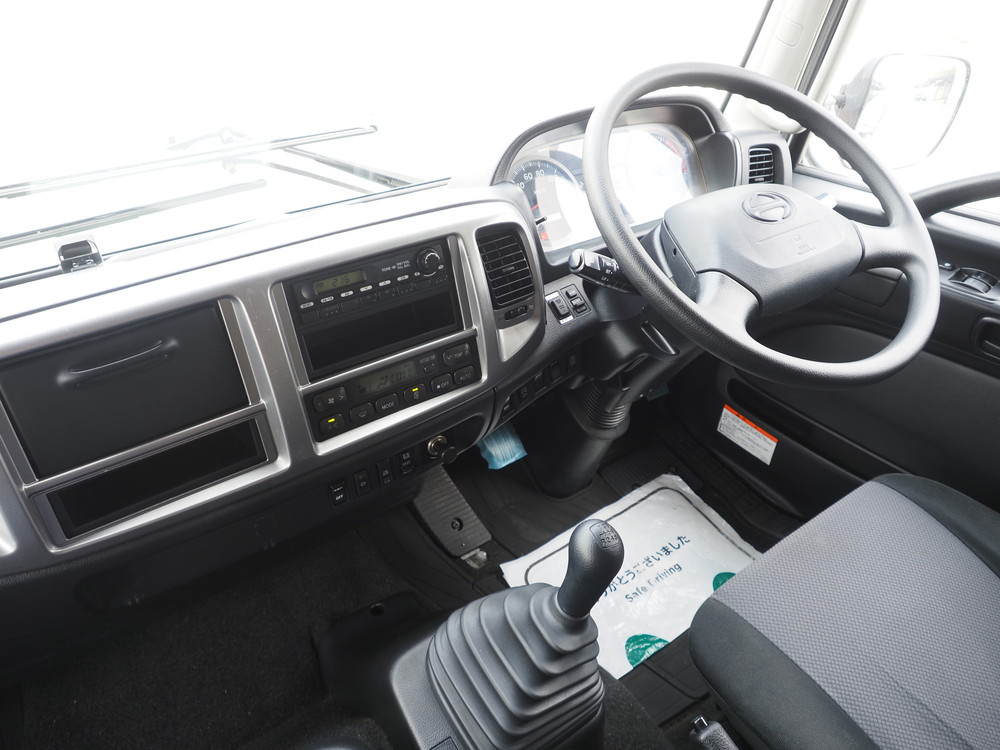 日野 レンジャープロ ウイング車 中型 TPG-FD7JLAG 年式 H28[写真32]