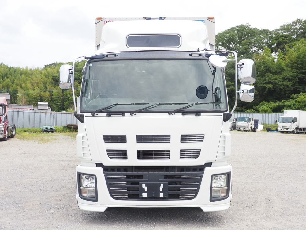 いすゞ ギガ ウイング車 大型 QKG-CYJ77A 年式 H27[写真03]