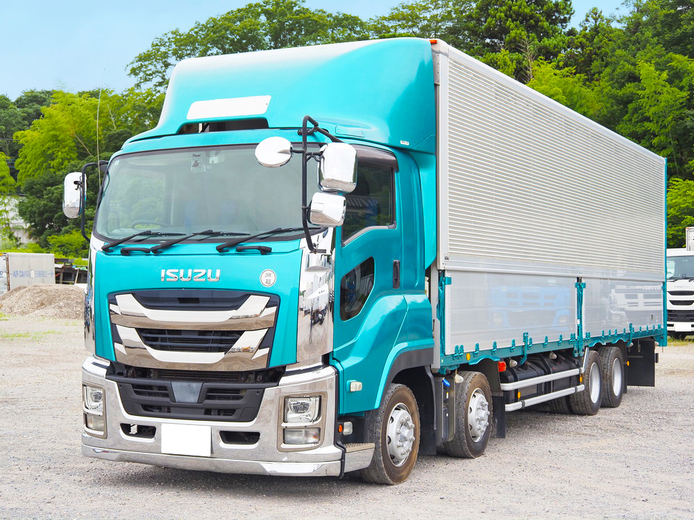 いすゞ ギガ ウイング車 大型 2PG-CYJ77C 年式 H30[写真02]