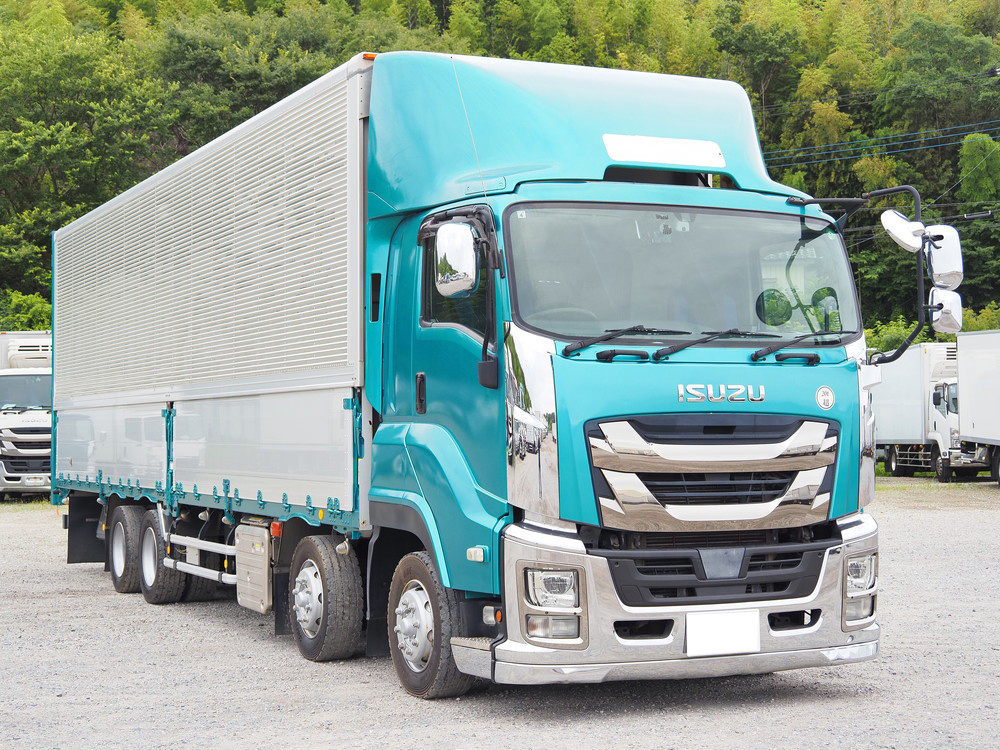いすゞ ギガ ウイング車 大型 2PG-CYJ77C 年式 H30[写真04]