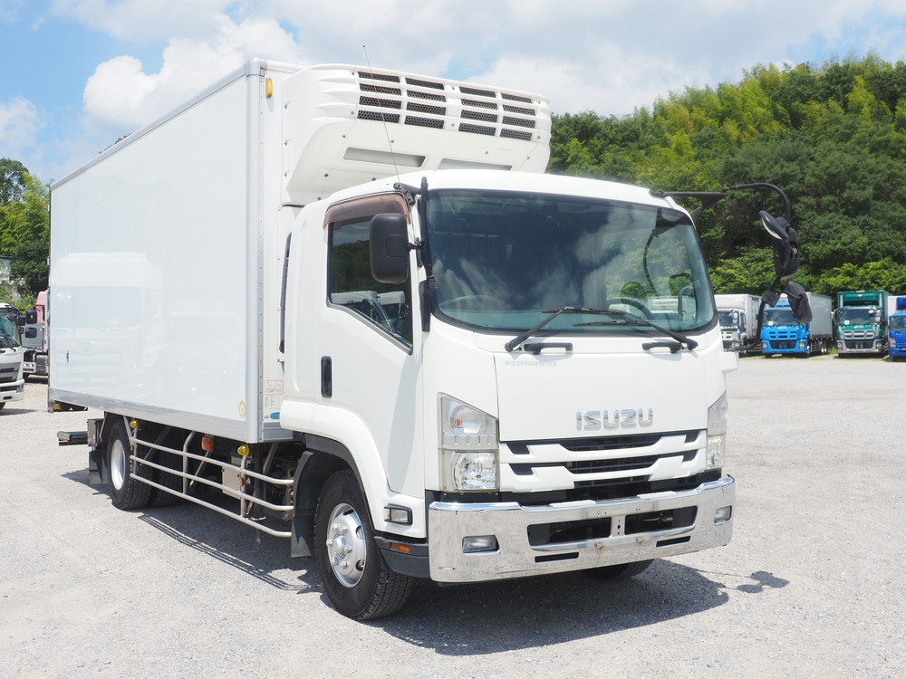 いすゞ フォワード 冷凍バン 中増t SKG-FSR90T2 年式 H28[写真03]
