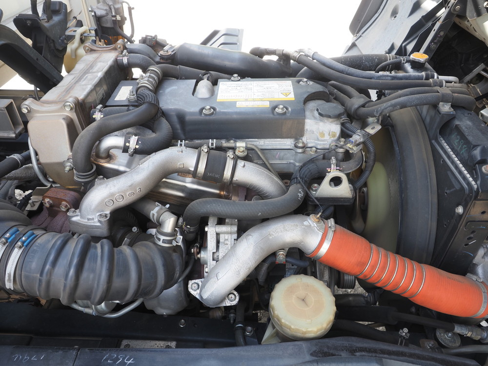 いすゞ  ウイング車 中型 TKG-FRR90S2 年式 H28[写真45]