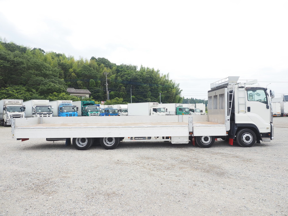 いすゞ ギガ 平ボディ 大型 2PG-CYJ77C 年式 H30[写真12]